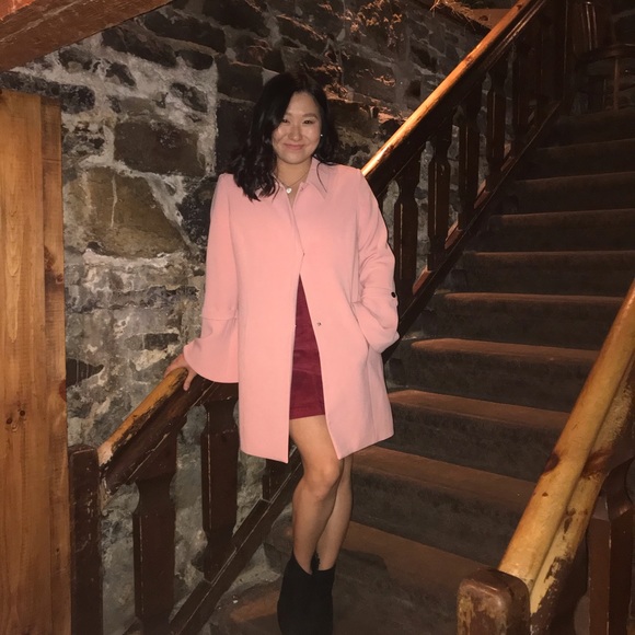 Meet your Posher, Andrea - Picture 1 of 1